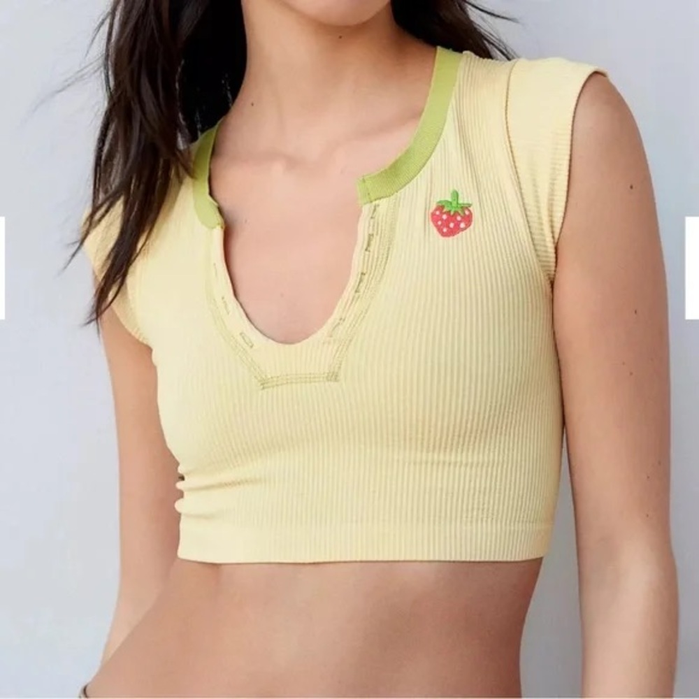 NWT Urban Outfitters Out From Under Strawberry Crop Top Size Medium Tee Summer